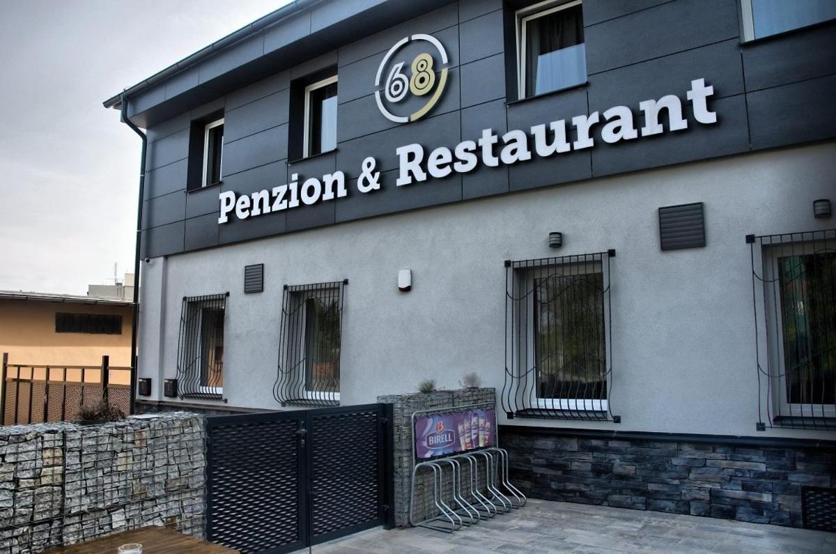 Penzion 68 Hotel Kladno Luaran gambar