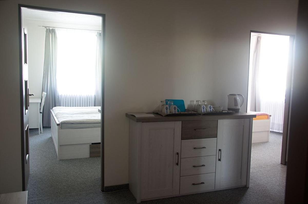 Penzion 68 Hotel Kladno Luaran gambar